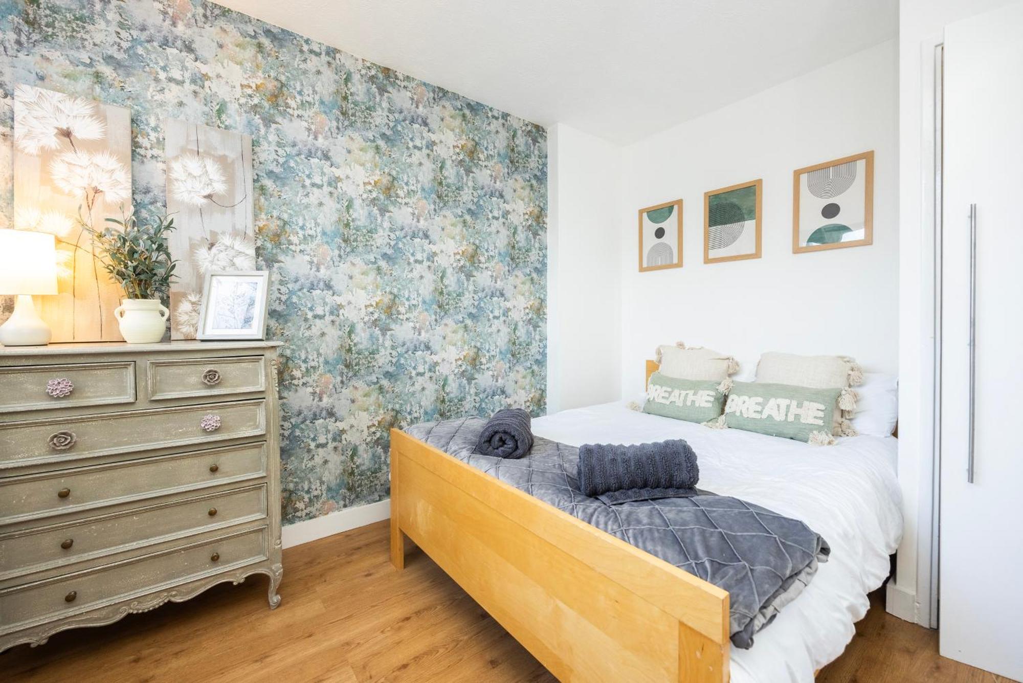 Trendy 4 Bed Apartment Near Vibrant Shoreditch W Balcony And Walking Distance To Tube Лондон Экстерьер фото